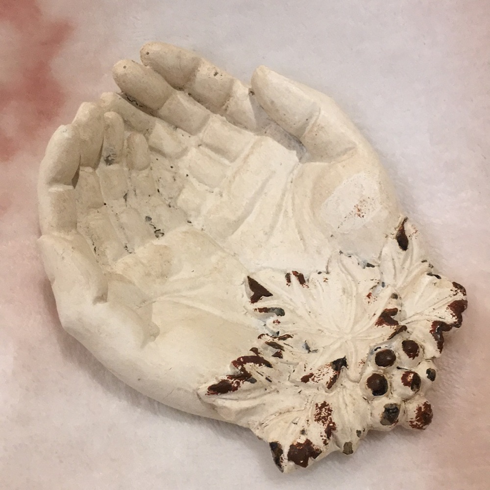 Open Hands Antiqued Ceramic  Trinket Holder, unique table accent NWOT 5” X 4”